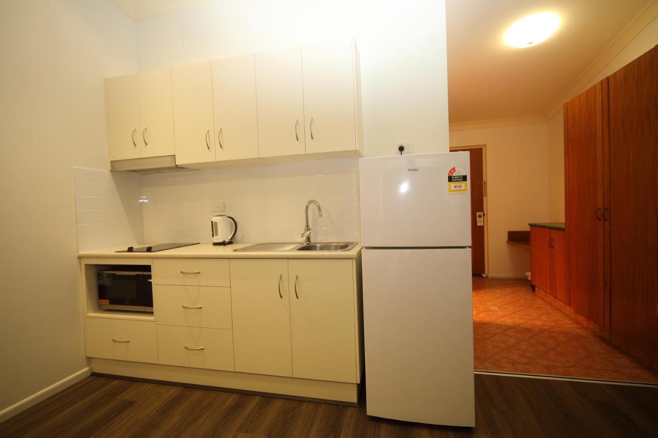 Emerald Explorers Inn Bagian luar foto
